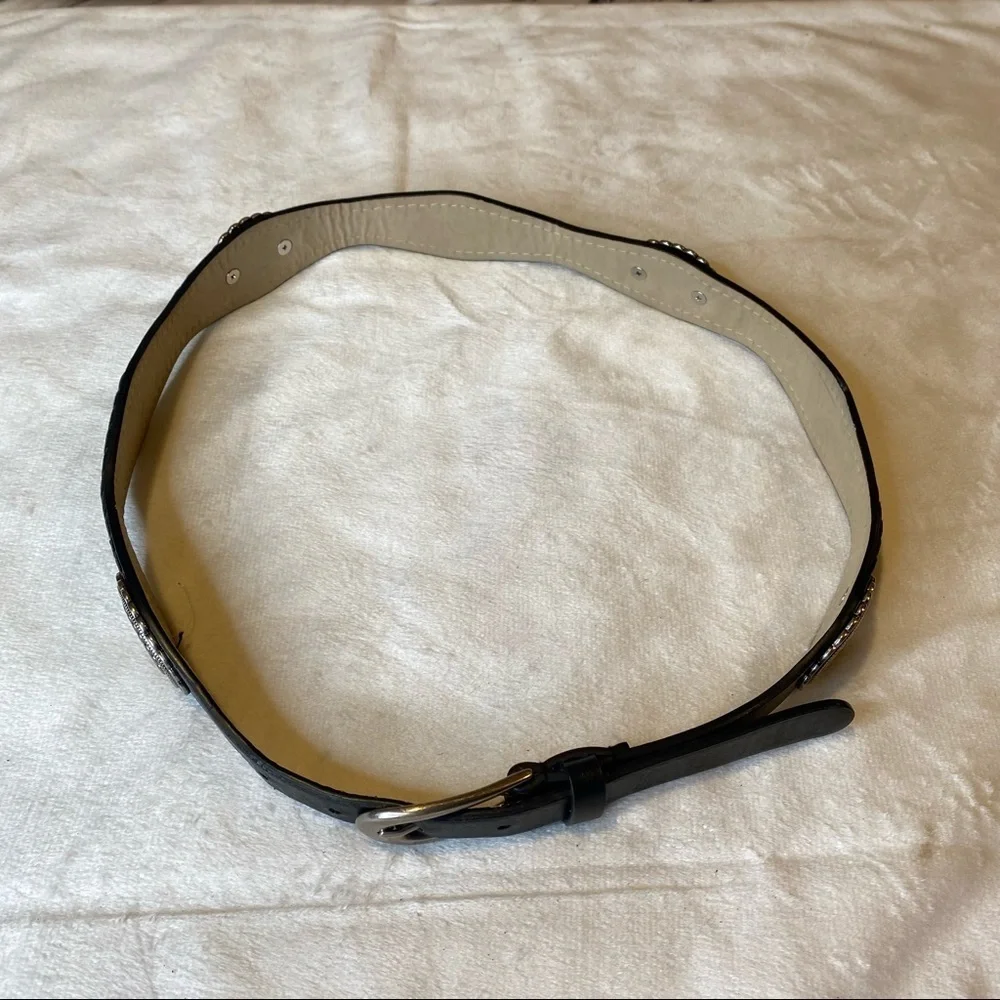Black Faux Leather and Silver Embossed Medallions Wave Shaped Belt Size Small